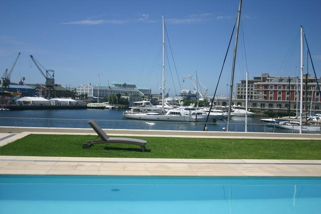 Waterfront Stays เคปทาวน์ ภายนอก รูปภาพ