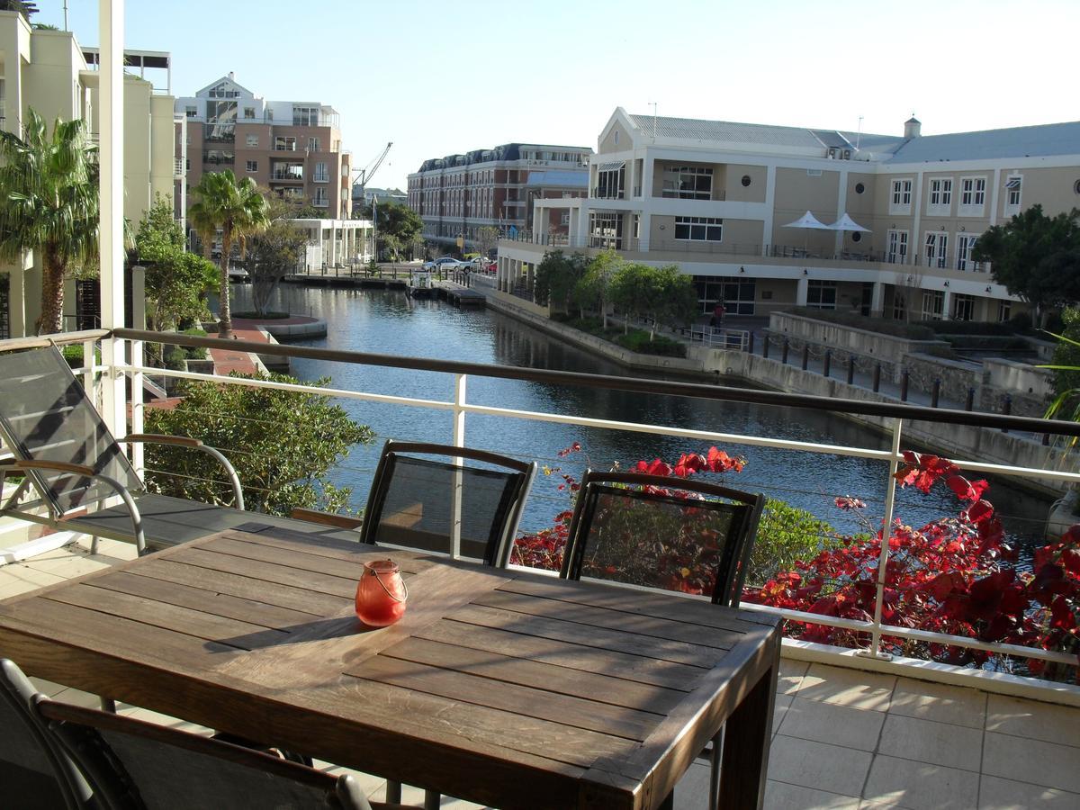 Waterfront Stays เคปทาวน์ ภายนอก รูปภาพ