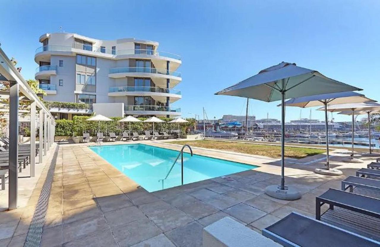 Waterfront Stays เคปทาวน์ ภายนอก รูปภาพ